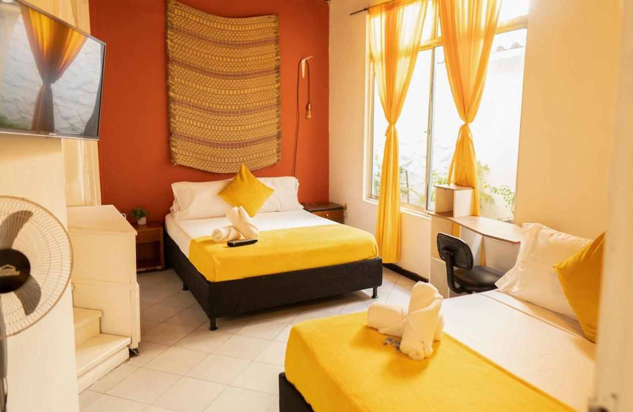 Africa House-Casa Hotel Laureles-La70 메딜린 외부 사진