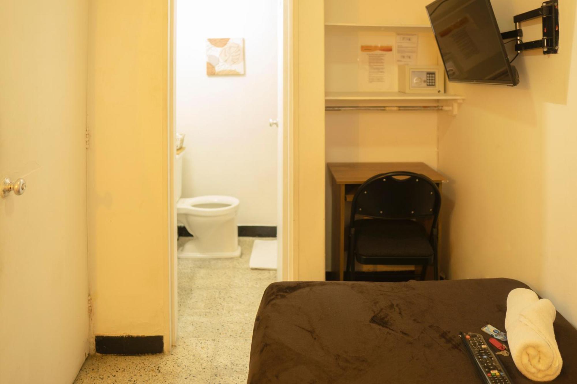 Africa House-Casa Hotel Laureles-La70 메딜린 외부 사진