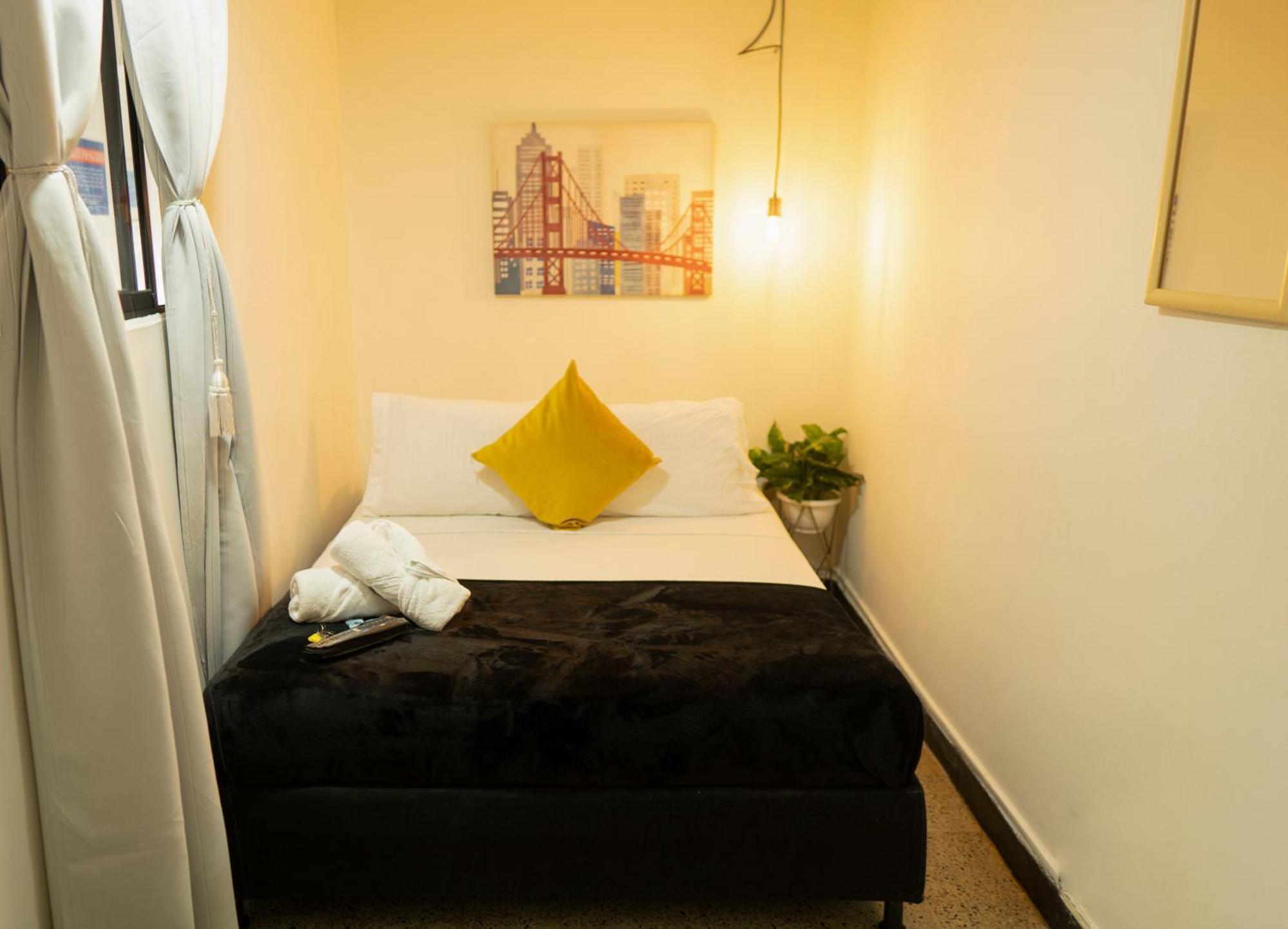 Africa House-Casa Hotel Laureles-La70 메딜린 외부 사진
