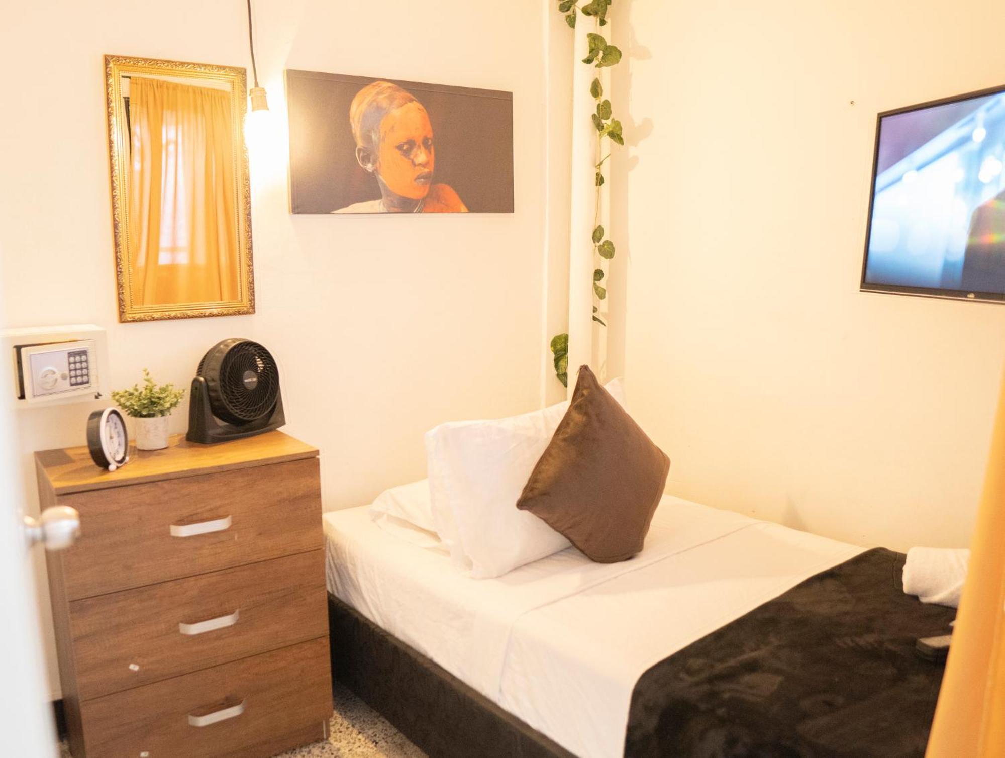 Africa House-Casa Hotel Laureles-La70 메딜린 외부 사진