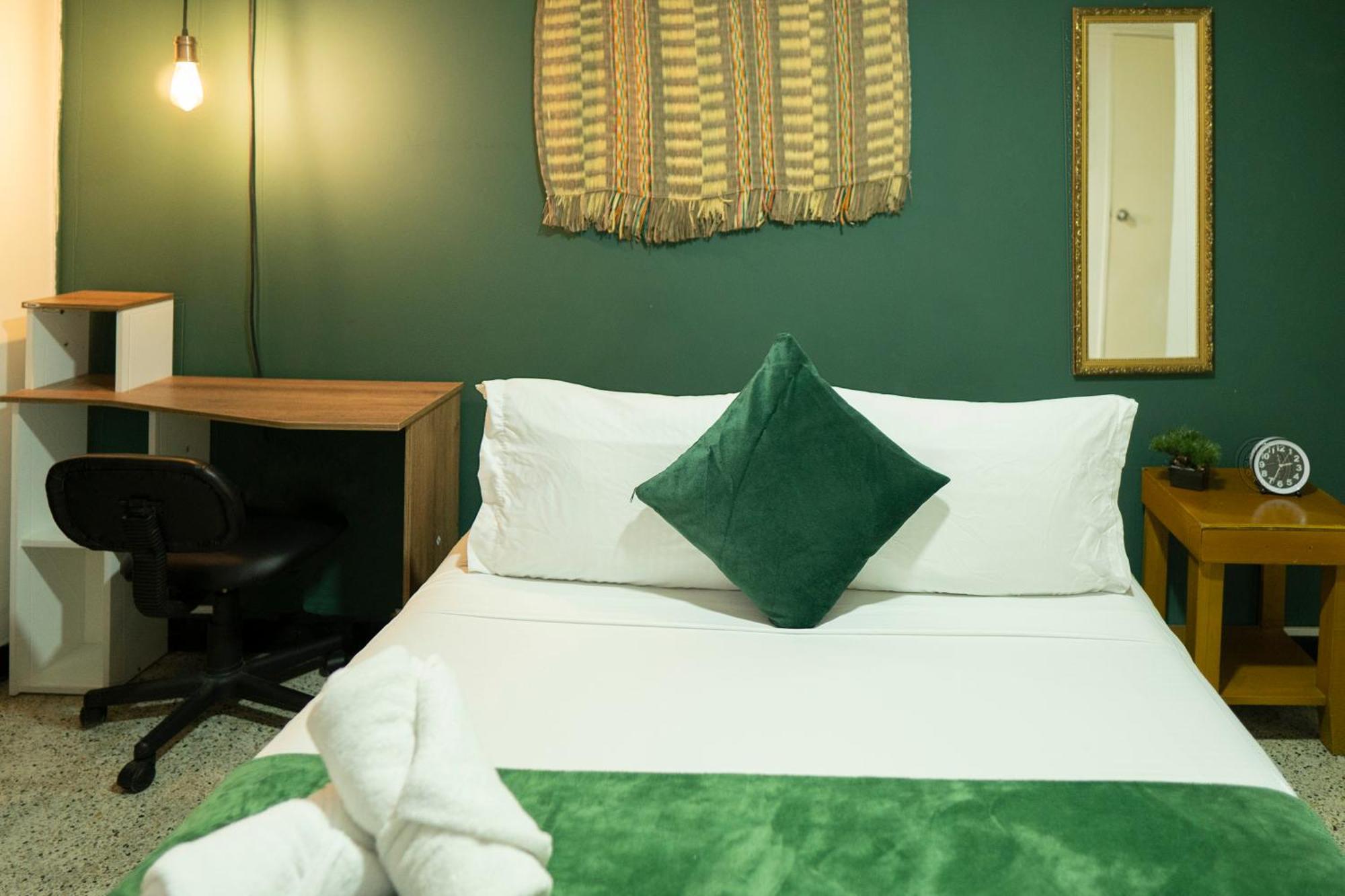 Africa House-Casa Hotel Laureles-La70 메딜린 외부 사진