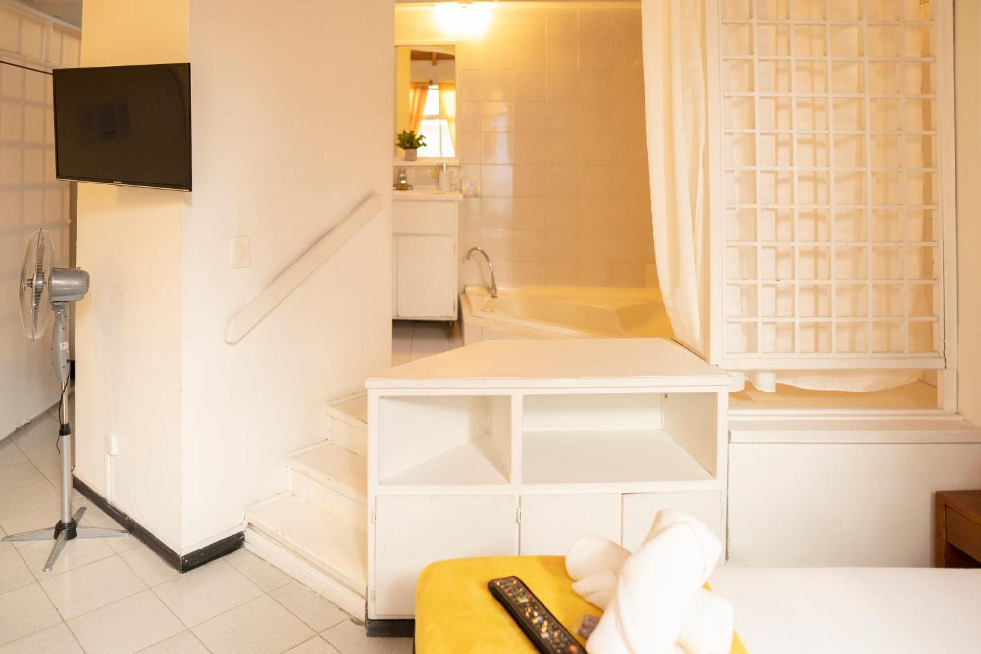 Africa House-Casa Hotel Laureles-La70 메딜린 외부 사진